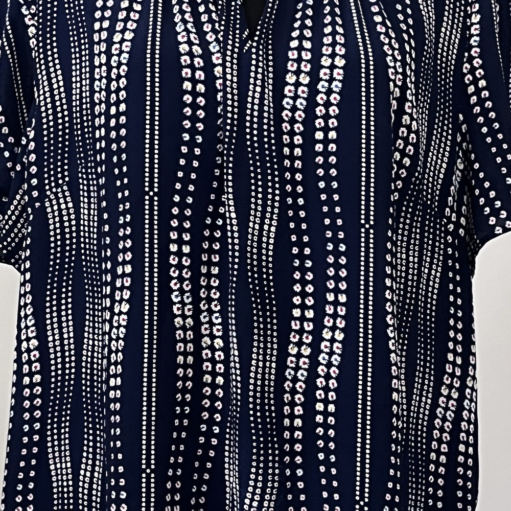 Talbots Wavy Dot Blouse XL | Blue Keyhole Short Sleeve Polished Casual Top - Picture 4 of 8